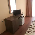 Отель Ray